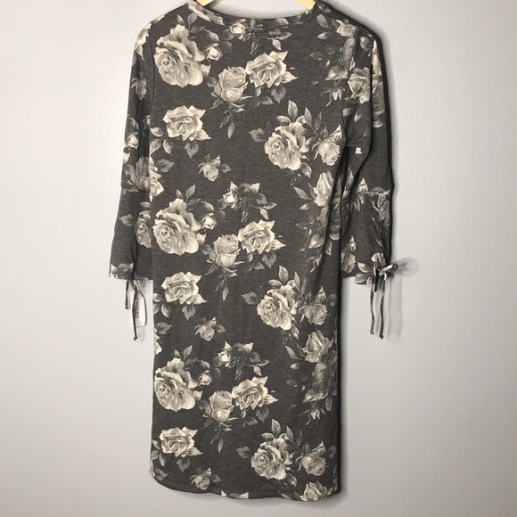 NWT GRAY ROSE DRESS - Picture 3 of 11